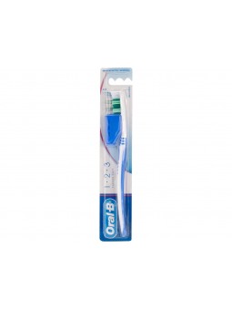 ORAL B SPAZZOLINO CLASSIC CARE